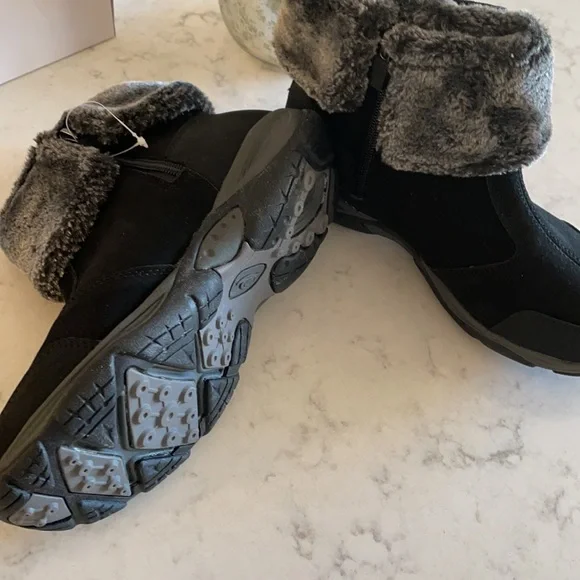 Easy Spirit Explore 24 Booties - Size 6.5 - Picture 3 of 5